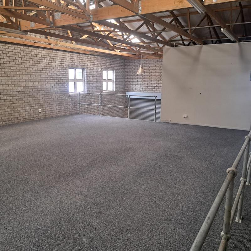 To Let commercial Property for Rent in Newton Park Eastern Cape